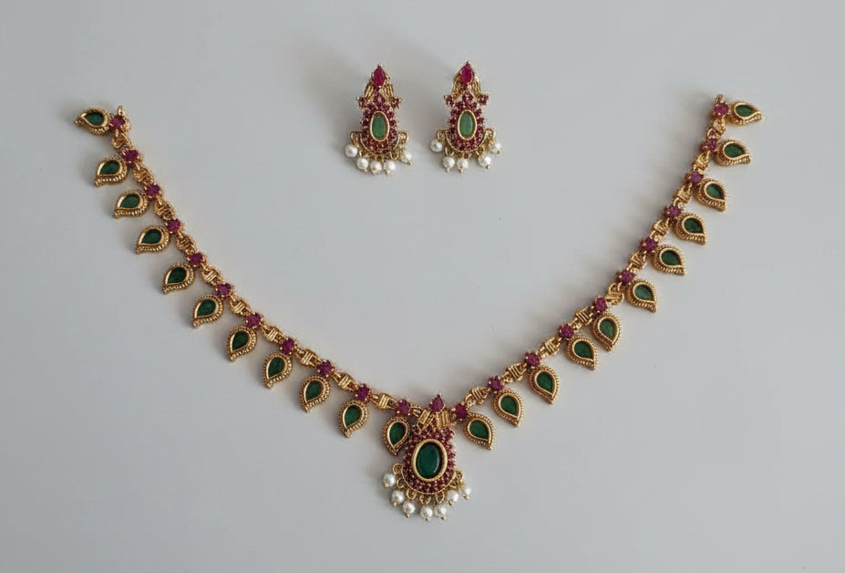 Araty Podi inspired necklace