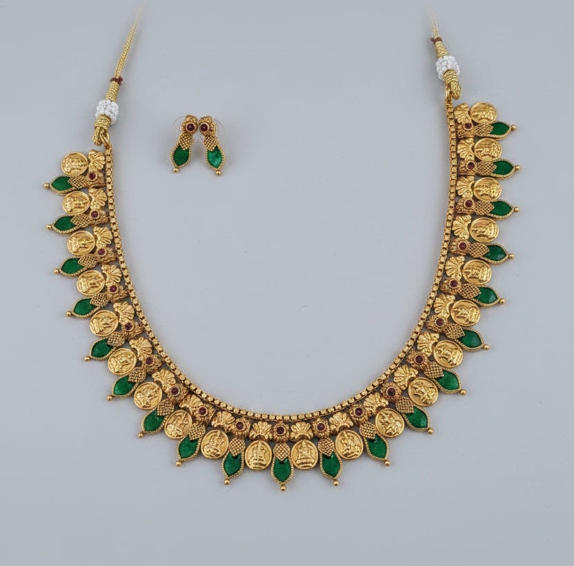 Vaibhavam Choker