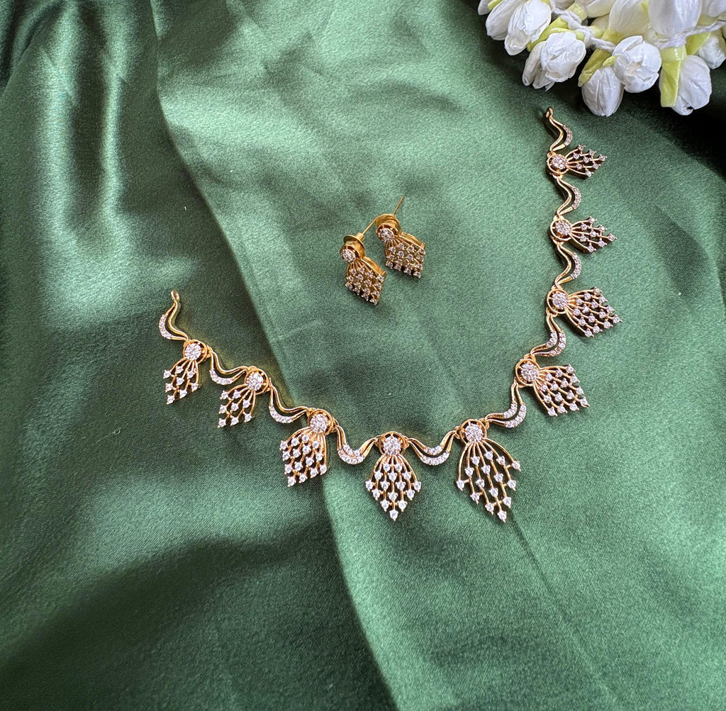 Heera Necklace