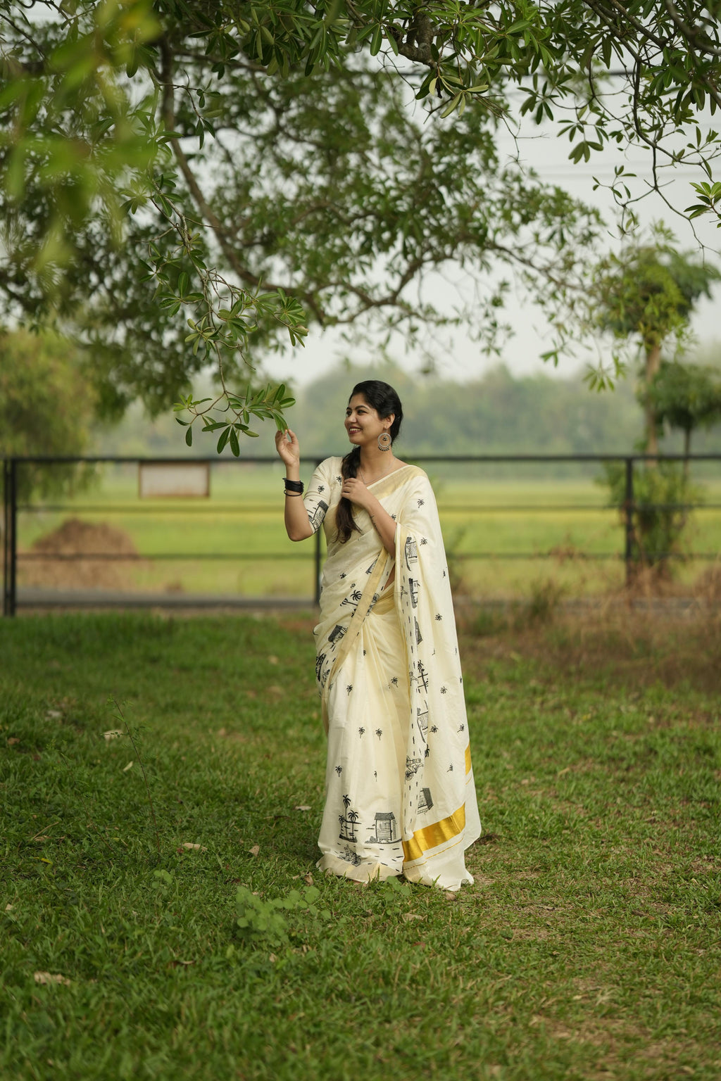Chai Kada:Cotton Embroidered Saree