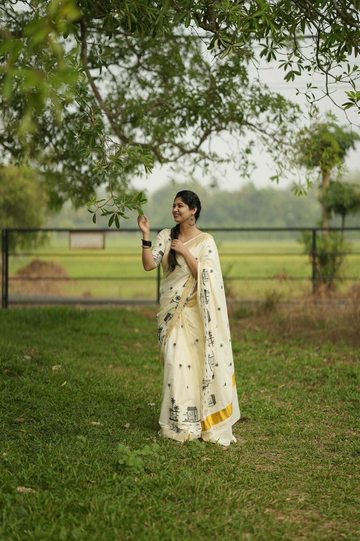 Chai Kada:Cotton Embroidered Saree