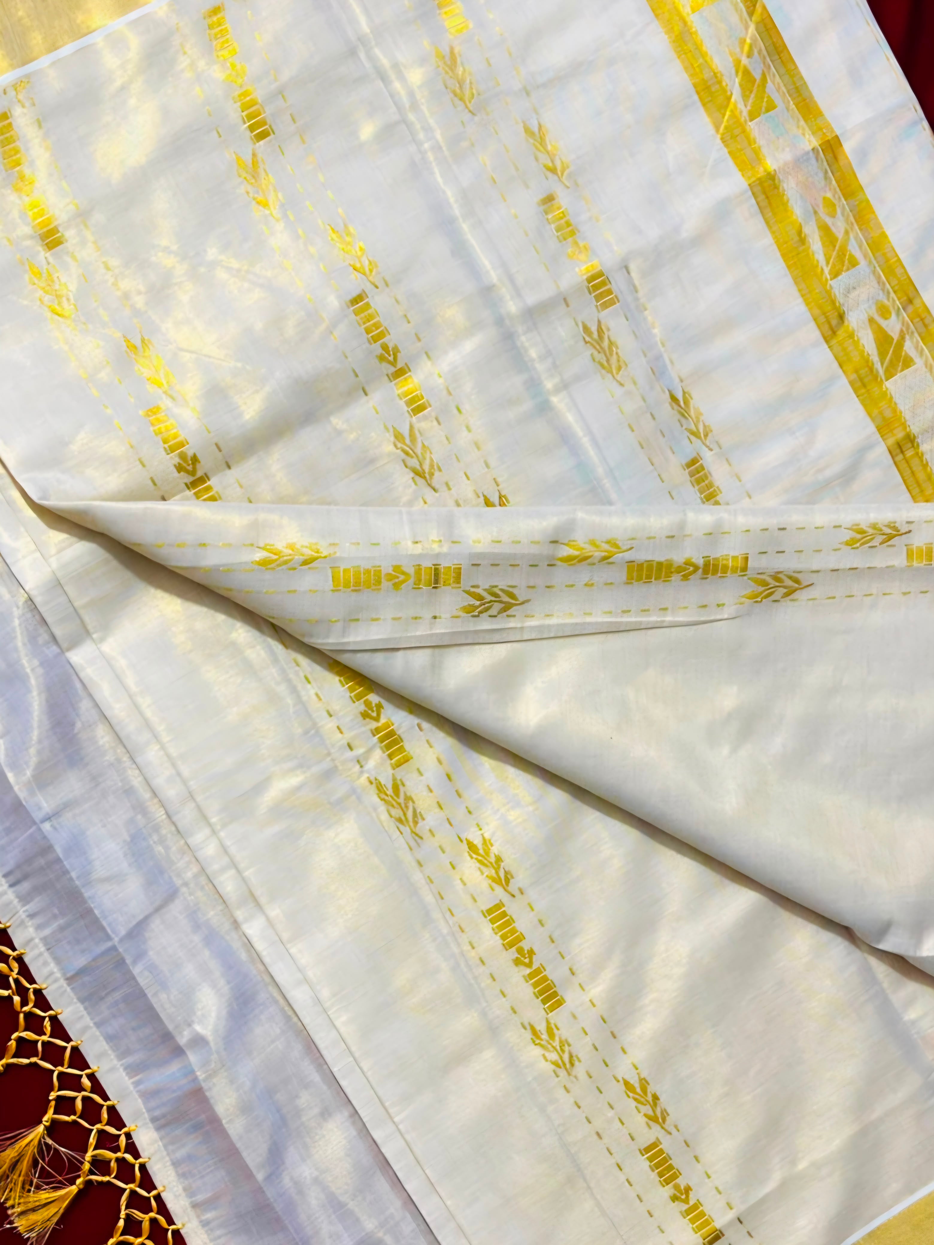 Mayilazhagu: Golden Tissue Weaved Design(Handloom Replica)