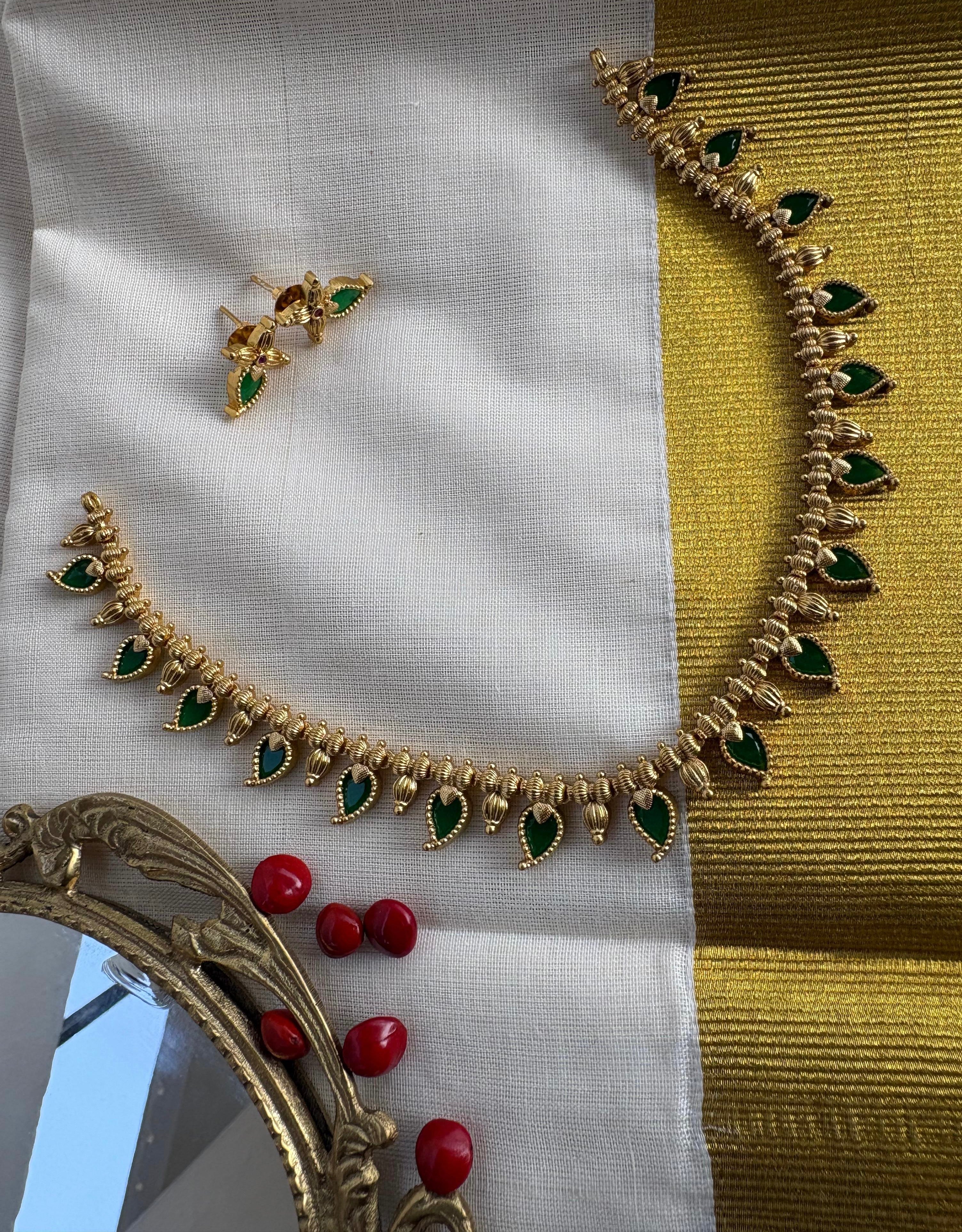 Palakka Neckset