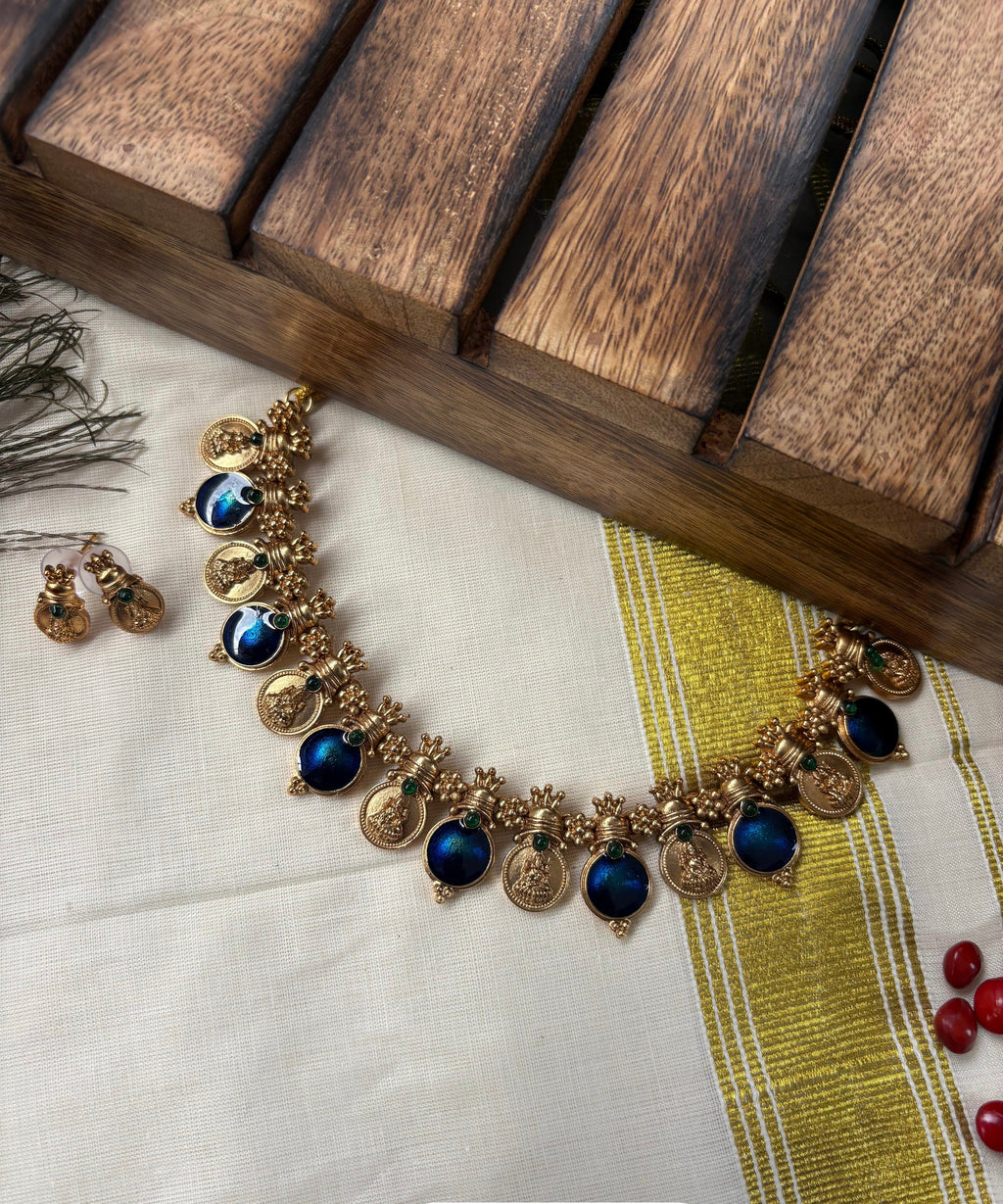 Vedha Necklace