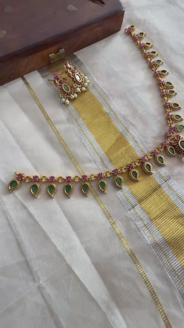 Araty Podi inspired necklace
