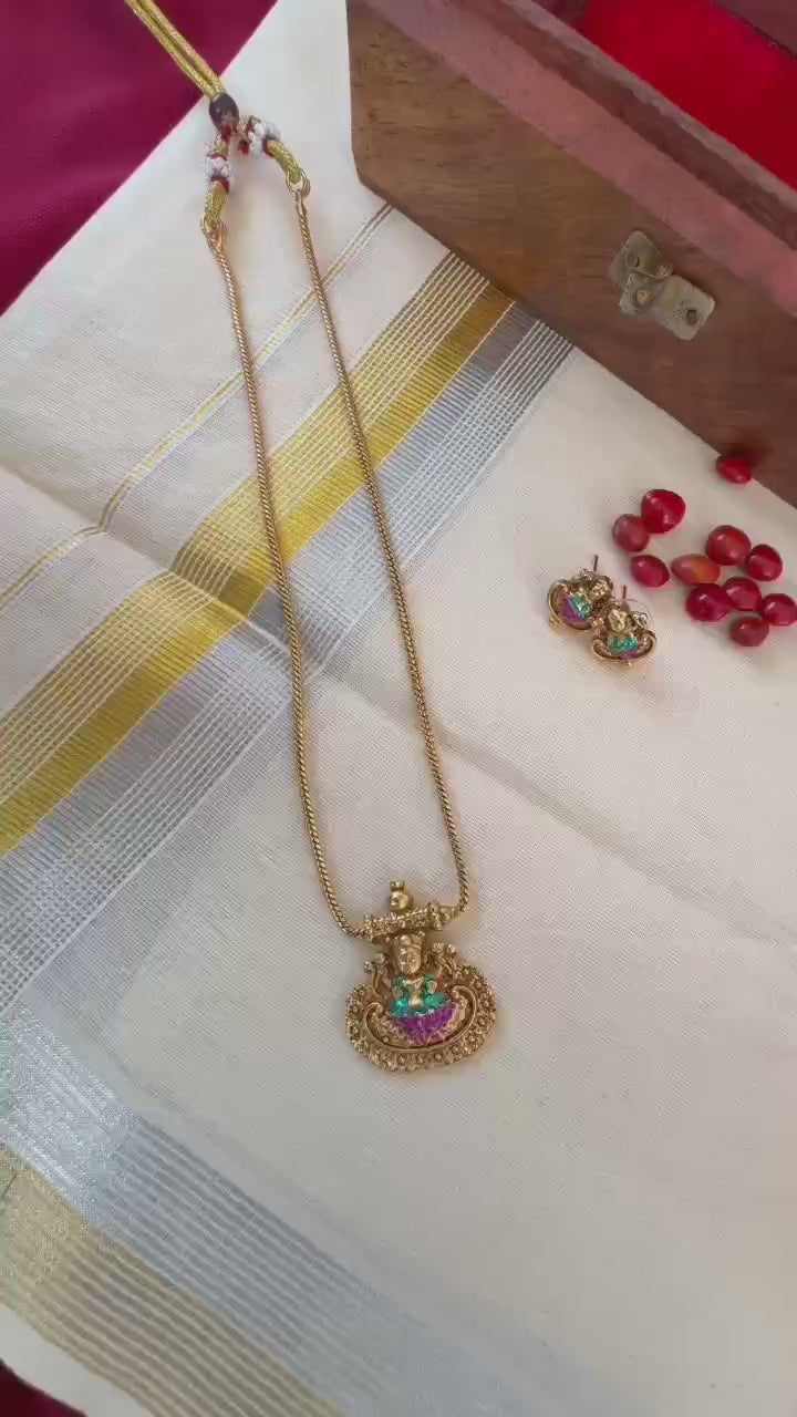Lakshmi Chain