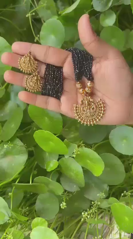 Black Pearl Necklace