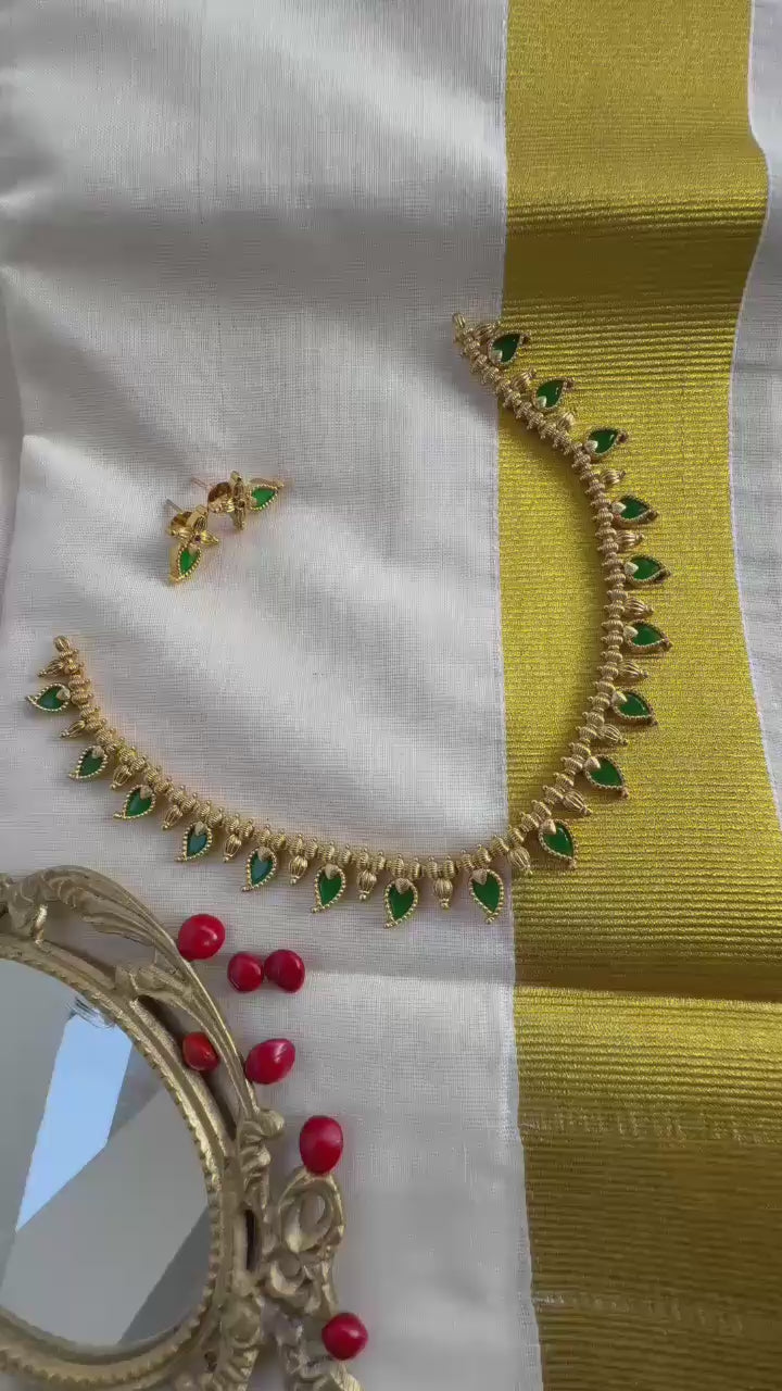 Palakka Neckset