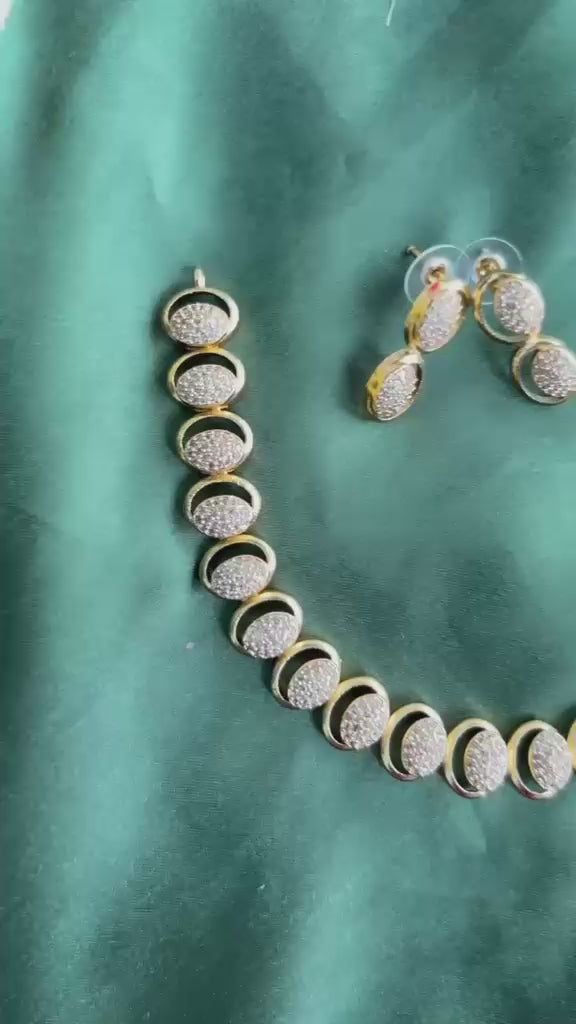 Gouri Necklace