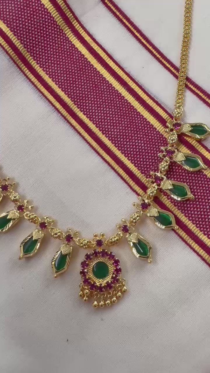 Nagapadam Necklace